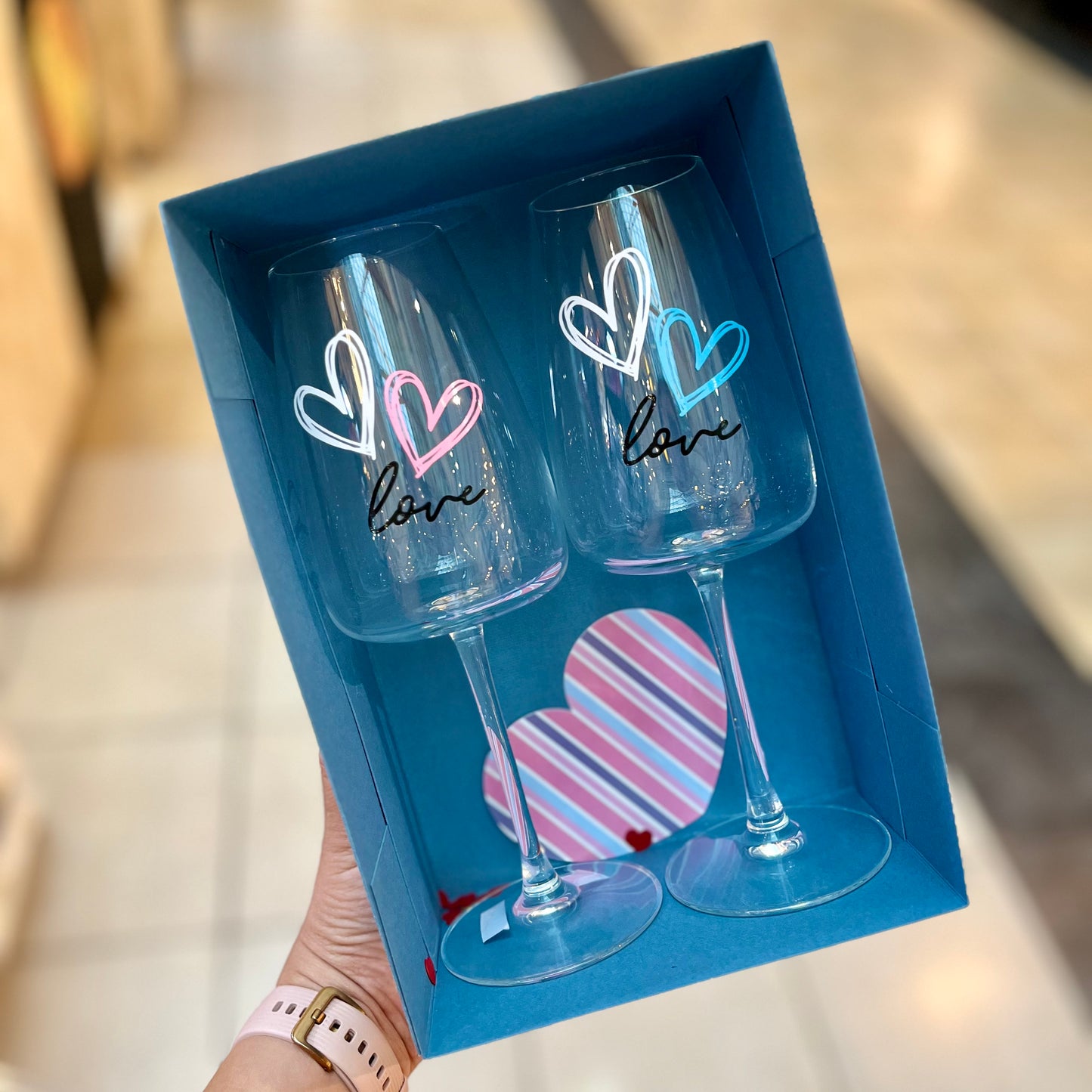 Caja con set de 2 copas Corazón Love de 420ml
