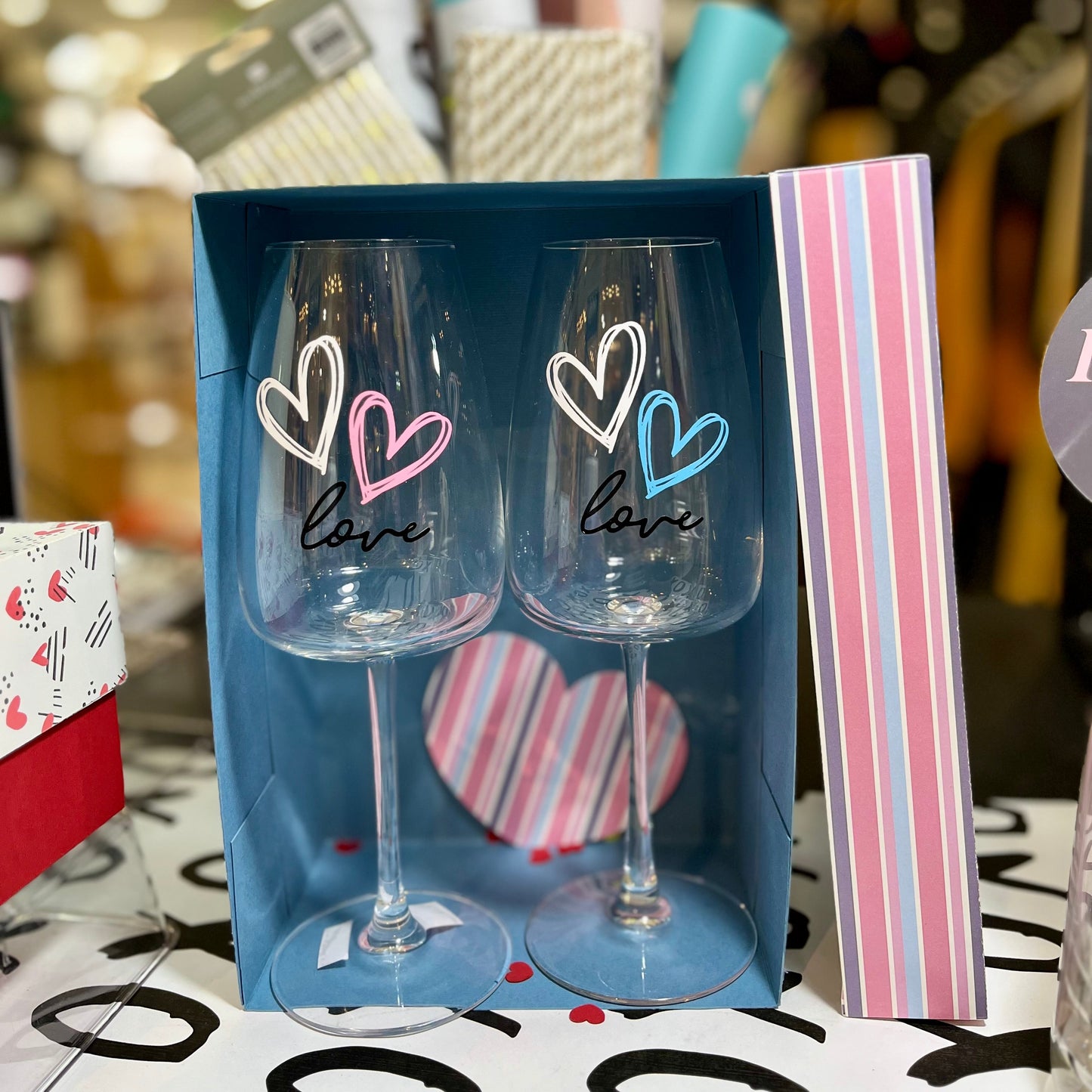 Caja con set de 2 copas Corazón Love de 420ml