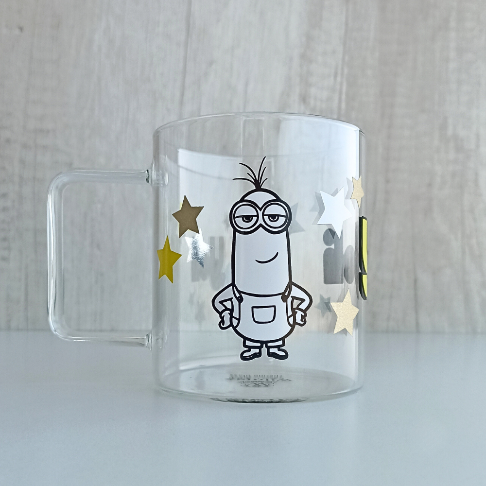 Taza Minions personalizada de 400ml.